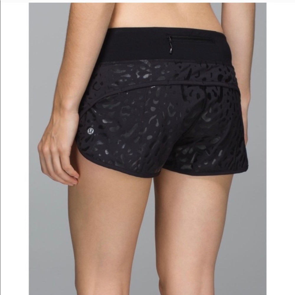 Lululemon Leopard Speed Up Shorts Size 8